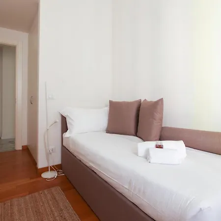 Hacca Collection - 3br Bocconi-navigli Apartman