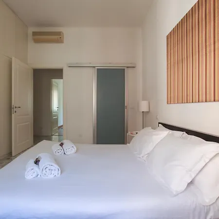 Hacca Collection - 3br Bocconi-navigli * Mediolan