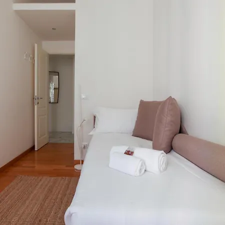 Apartman Hacca Collection - 3br Bocconi-navigli *