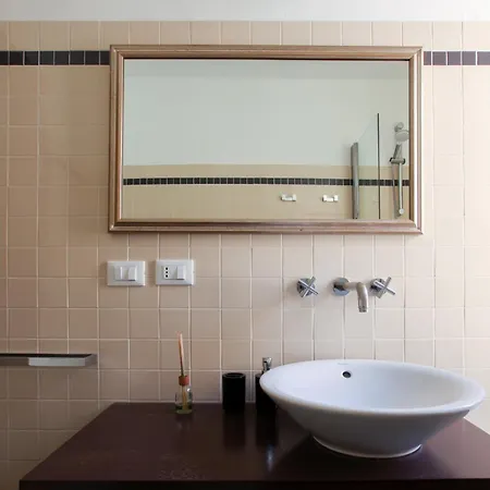 Hacca Collection - 3br Bocconi-navigli * Milánó