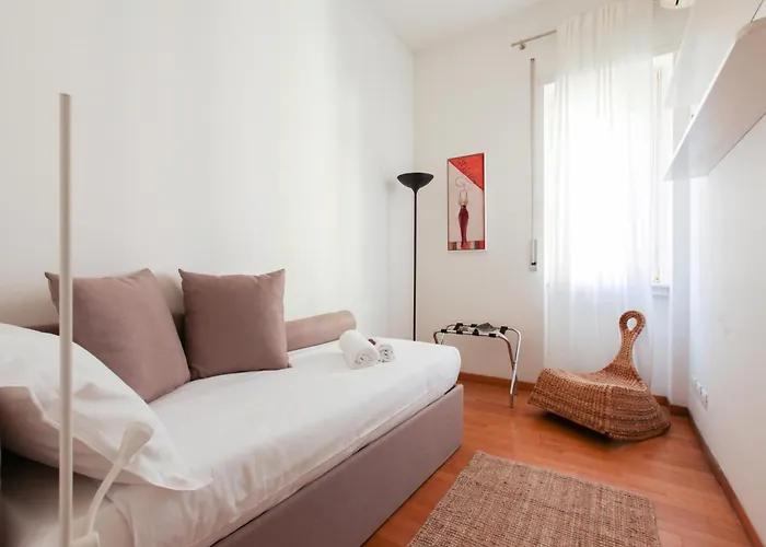 Hacca Collection - 3br Bocconi-navigli Διαμέρισμα *