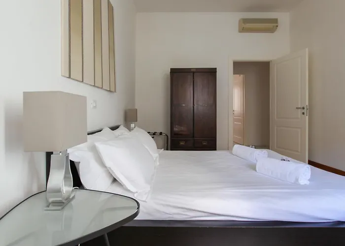 Διαμέρισμα Hacca Collection - 3br Bocconi-navigli *