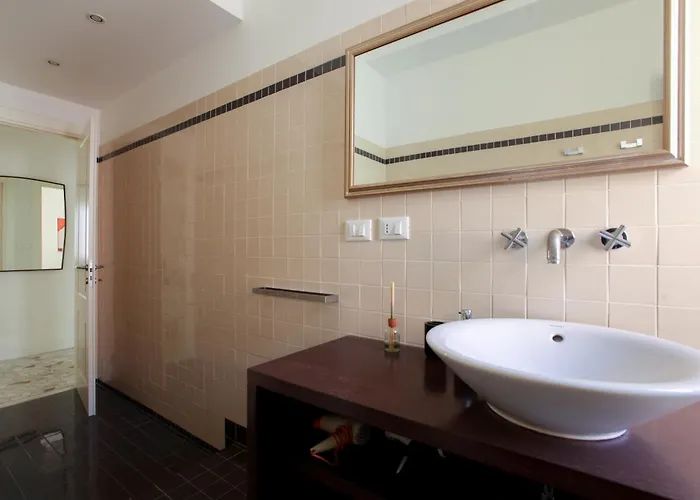 Hacca Collection - 3br Bocconi-navigli * Μιλάνο