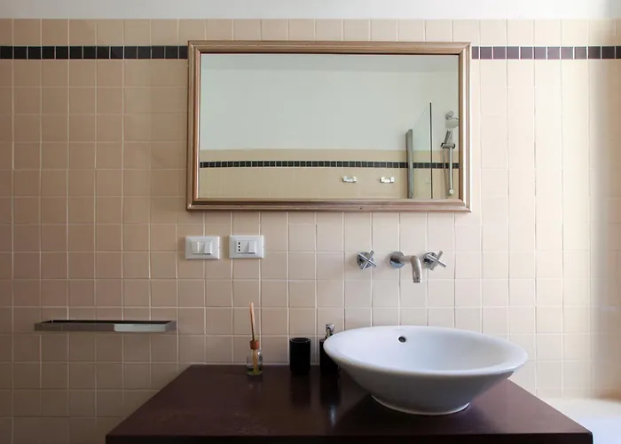 Hacca Collection - 3br Bocconi-navigli * Μιλάνο