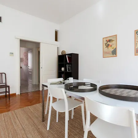 Apartment Hacca Collection - 3br Bocconi-navigli Milan