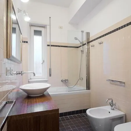 Hacca Collection - 3br Bocconi-navigli Apartment *